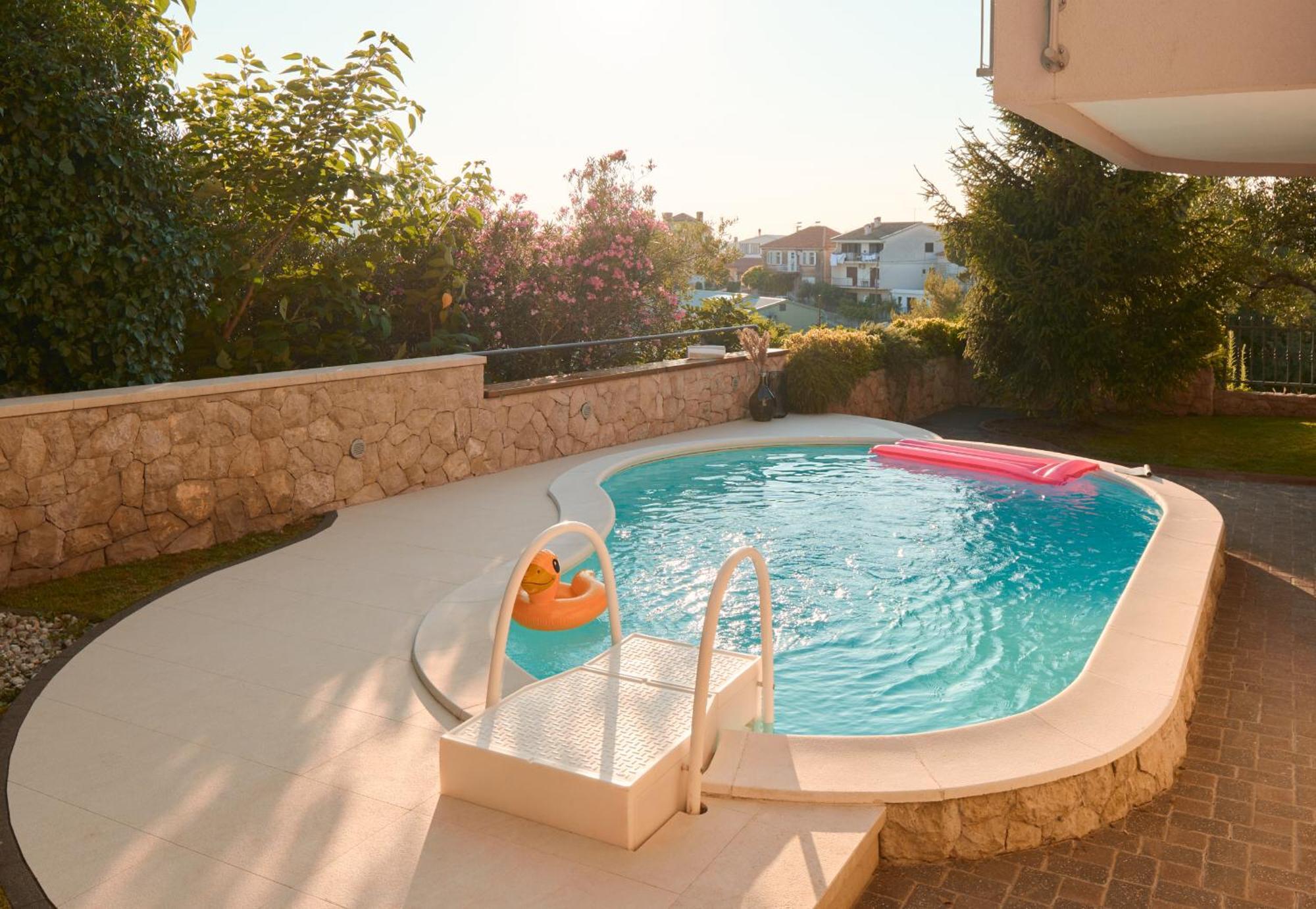 Luxurious City Retreat With Pool Sibenik Exterior photo