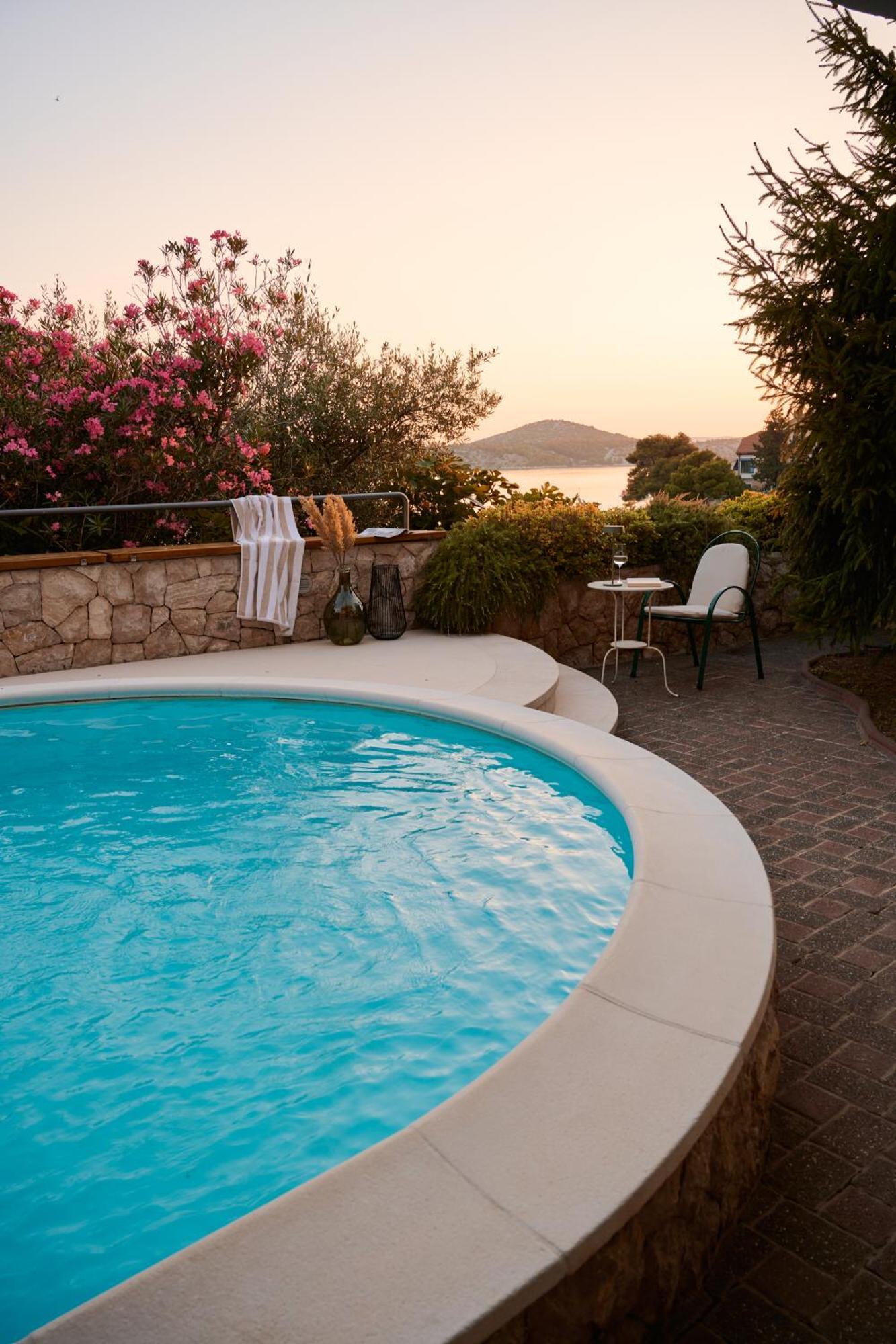 Luxurious City Retreat With Pool Sibenik Exterior photo