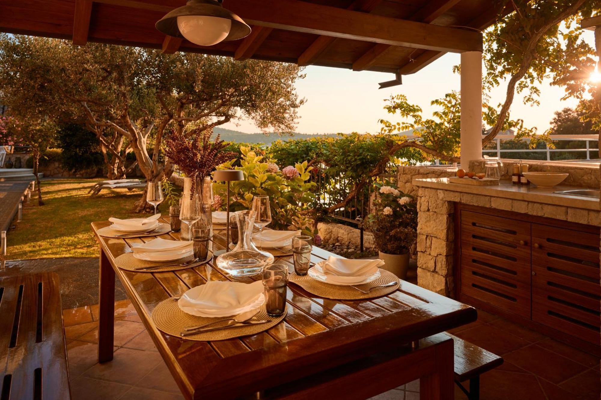 Luxurious City Retreat With Pool Sibenik Exterior photo