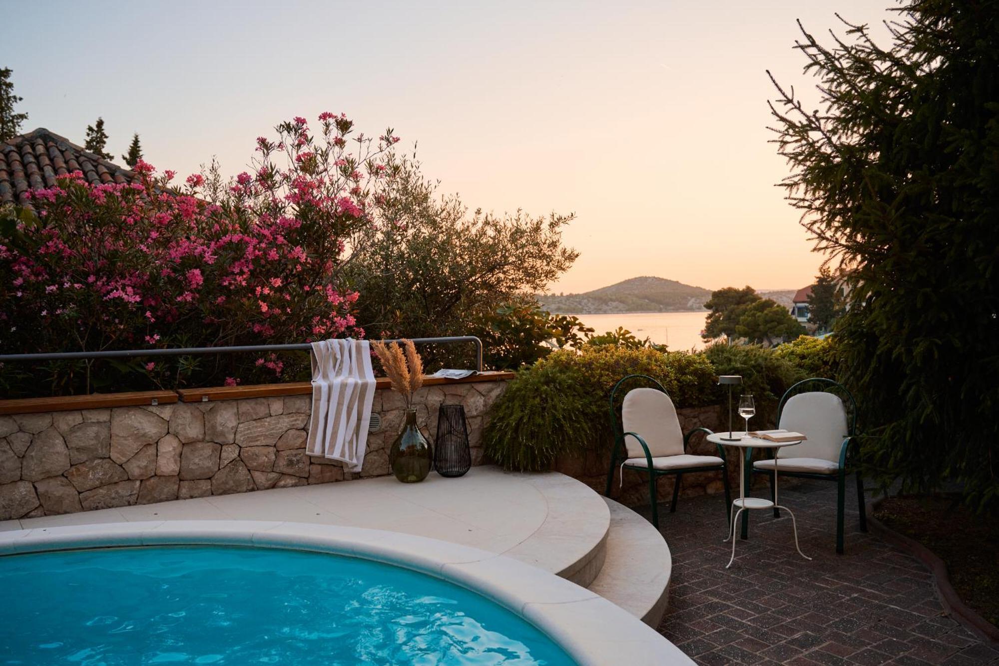 Luxurious City Retreat With Pool Sibenik Exterior photo